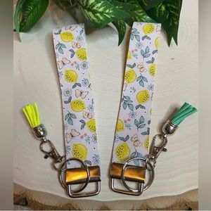 Summer Lemon Print Faux Leather Keychain (price is for 1)